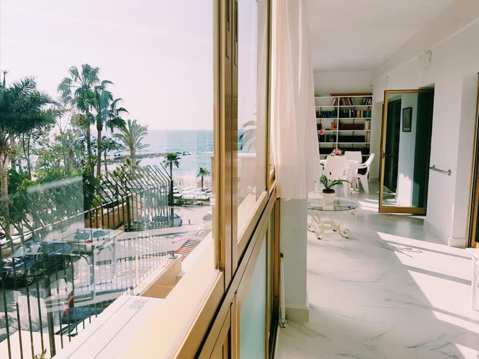 Mayoral Frontline Marbella Eksteriør bilde
